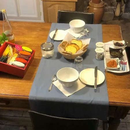 Couette-café L'embellie *