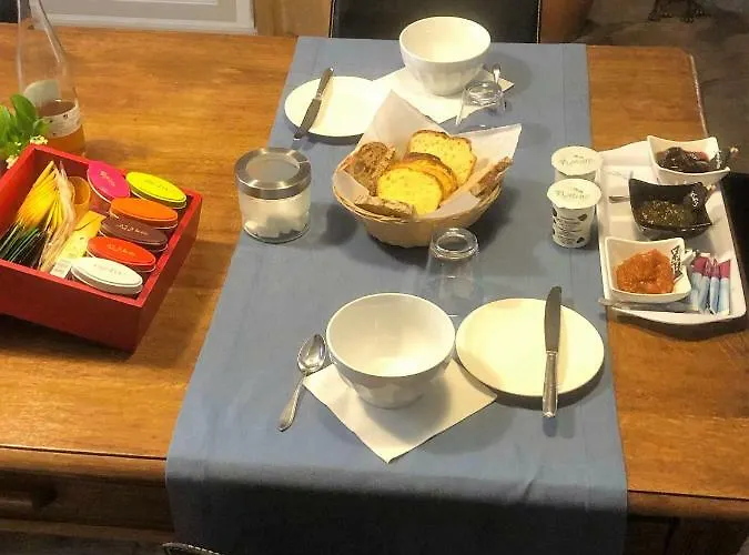 Oda ve Kahvaltı L'embellie *